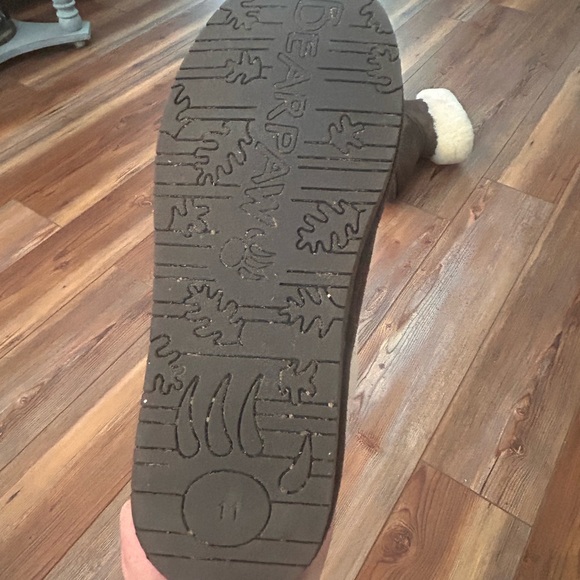 Bear Paw woman’s winter boot size 11 - Picture 4 of 8